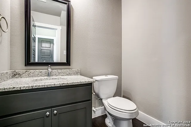 256 Claremont Ave #102 — Photo 18