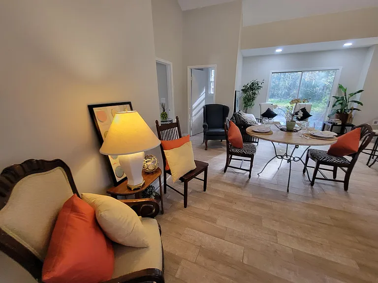 1177 Mohawk St — Photo 28