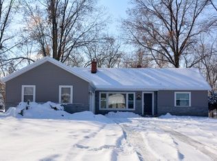 24420 Bryden Rd, Beachwood, OH 44122