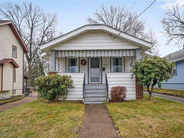 1969 High St, Cuyahoga Falls, OH 44221