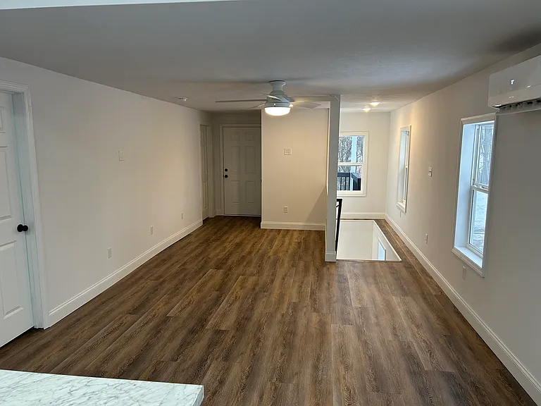 206 Zenith Rd — Photo 10