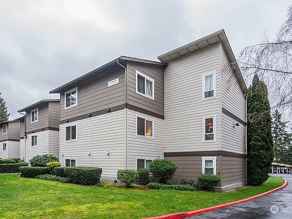 3rd image of 12623 NE 130th Way #B204