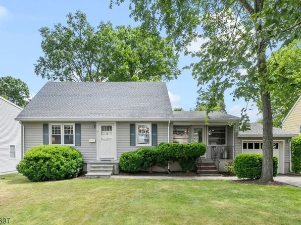 29 Barnida Dr, East Hanover Twp., NJ 07936