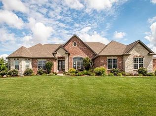 421 Brellinger St, Columbia, IL 62236