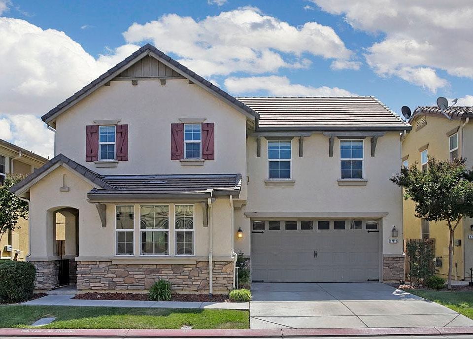 1st image of 17112 Pacific Oak Ln