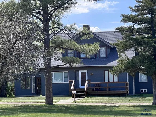221 Elmira Ave, Newell, SD 57760