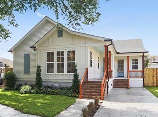 5610 Chatham Dr, New Orleans, LA 70122