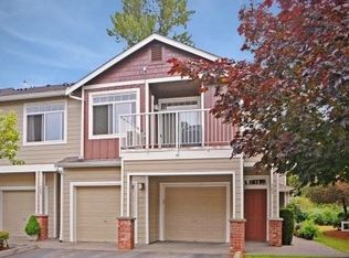 703 241st Ln SE, Sammamish, WA 98074