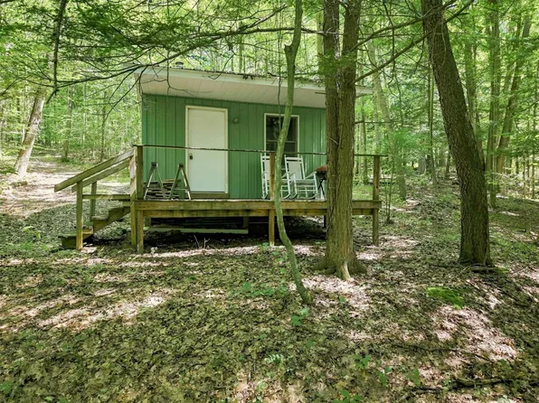 69 Whispering Winds Ln, Spring Creek, PA 16340
