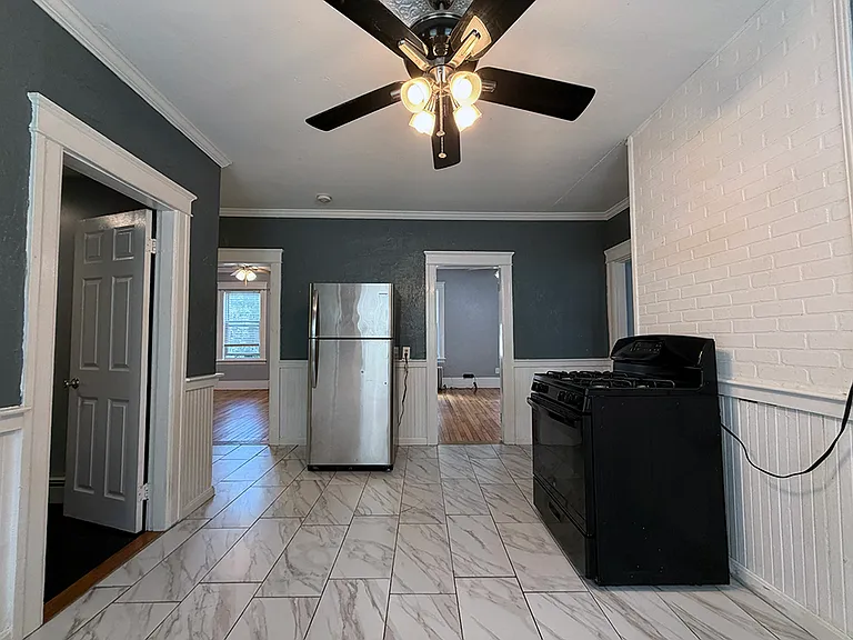 20 Creston St #1 — Photo 6