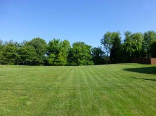 297 Chesterfield Dr, Kingsport, TN 37663