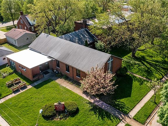 5th image of 45 Dalton Dr