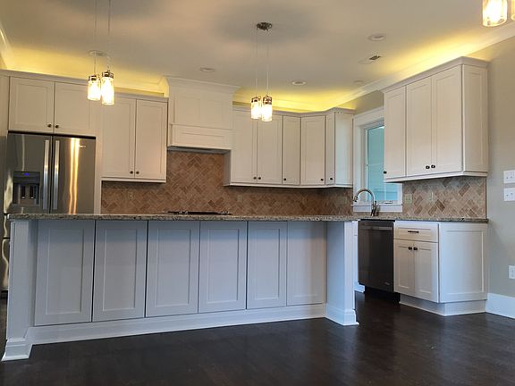 3rd image of 5458 Dolphin Ln