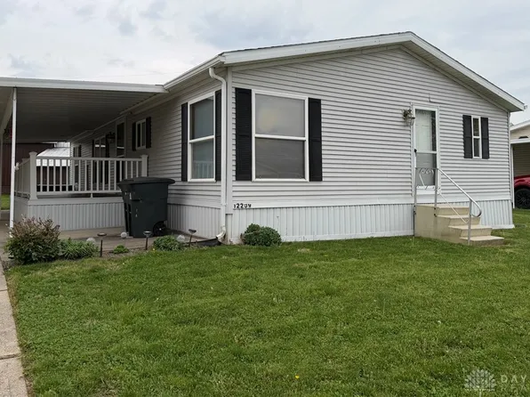 12209 Hartford Ave, Medway, OH 45341