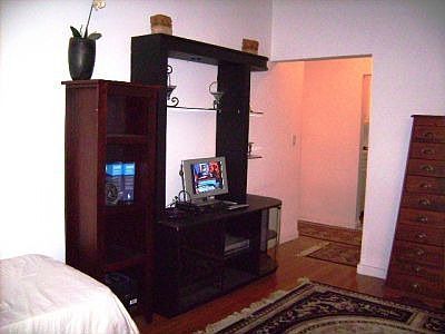 5th image of 339 E 57th St APT 5C