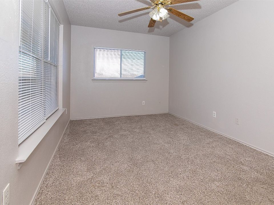 1st image of 12931 Heyerdahl Dr #12931