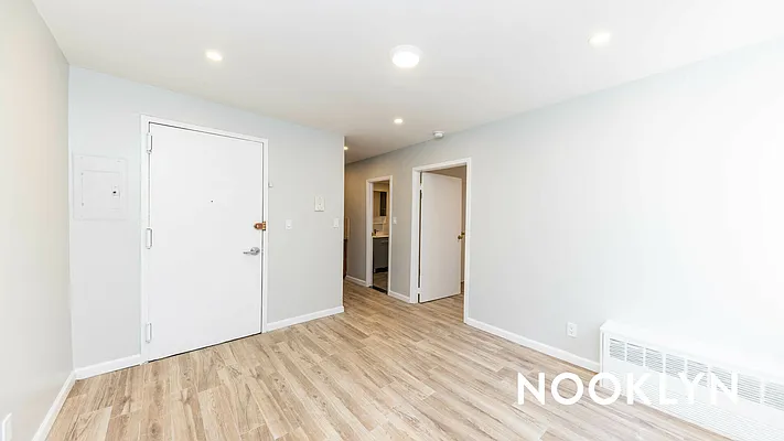 Rented by Nooklyn NYC LLC | media 13