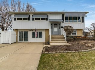 16206 76th Ave, Tinley Park, IL 60477