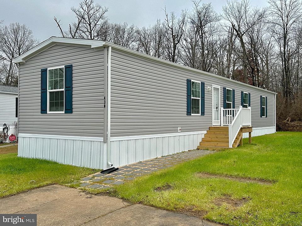 1st image of 430 Underwood Cir