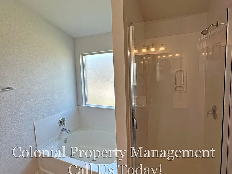 2424 Elba Dr — Photo 11