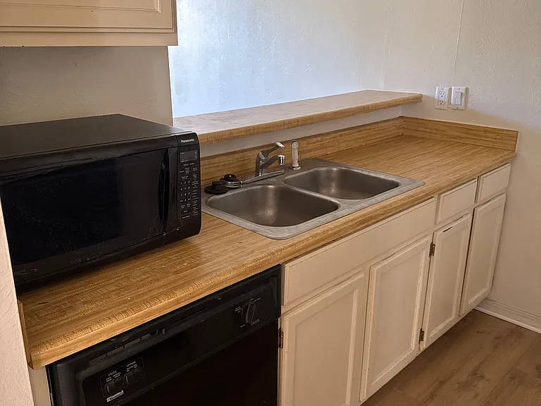 5705 E Texas St #172 — Photo 6
