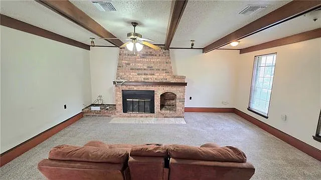 2 bed, 2.0 bath, 1398 sqft, $1,700 — Photo 3
