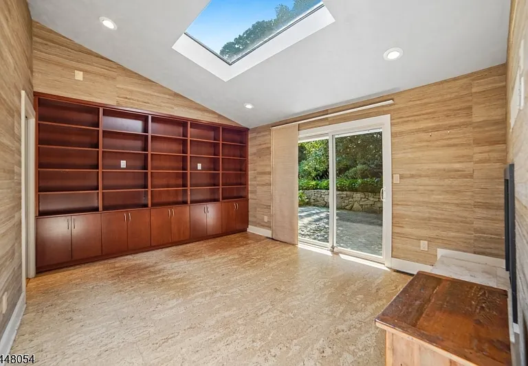 174 Bliss Rd — Photo 33