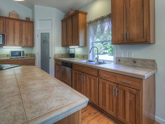 4th image of 42414 NW 7th Ct
