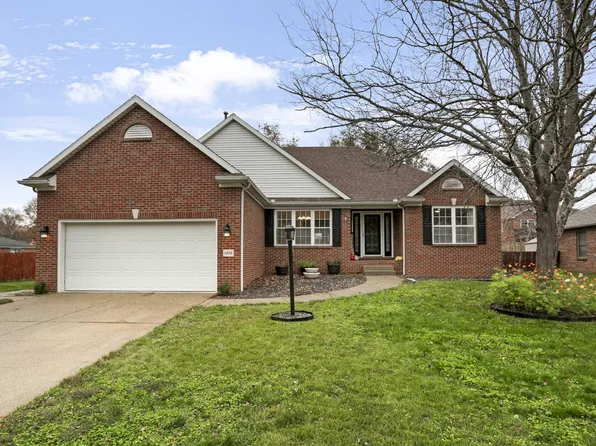 6888 Rosewood Ln, Newburgh, IN 47630