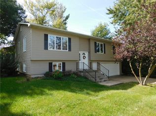 508 16th Ave, Grinnell, IA 50112