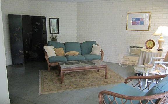 4th image of 2511 St Charles Ave APT 403