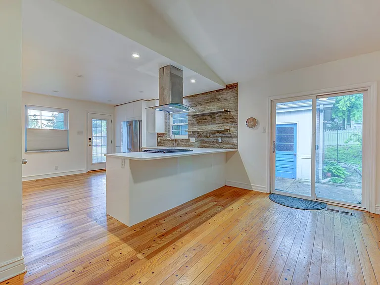 10602 Tioga Ct — Photo 20