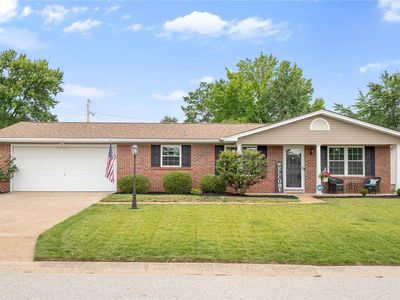 905 Silverstone Dr, Saint Charles, MO, 63303