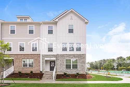 1010 Postmaster Ln Photo 1