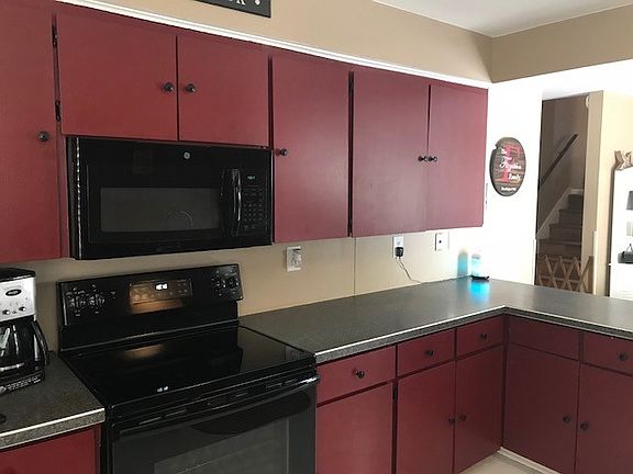 4th image of 3115 Saint Marys Dr
