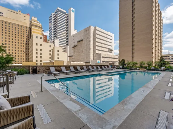 1200 Main St APT 701, Dallas, TX 75202