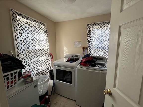 5th image of 85-87 N Harrison St
