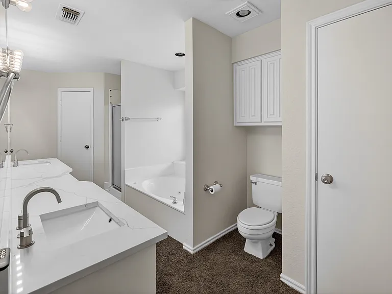 1009 McCoy Dr — Photo 22