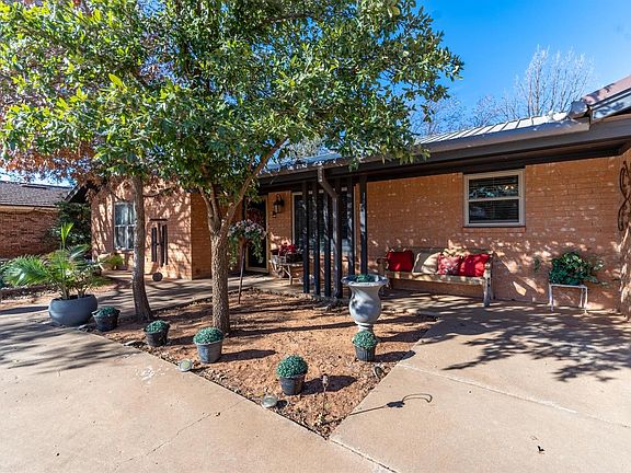 5th image of 1605 E Paseo Cir