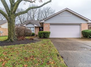1992 Crosswind Ct, Englewood, OH 45322