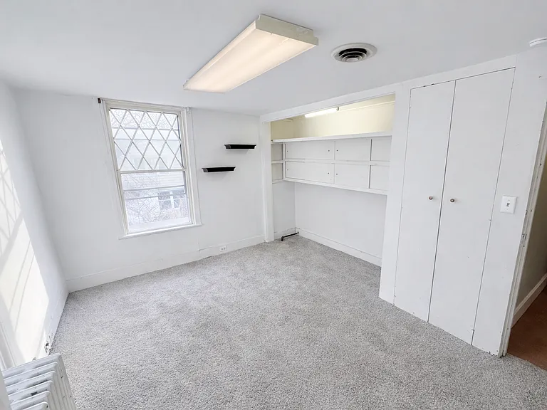 409 W State St #2 — Photo 8