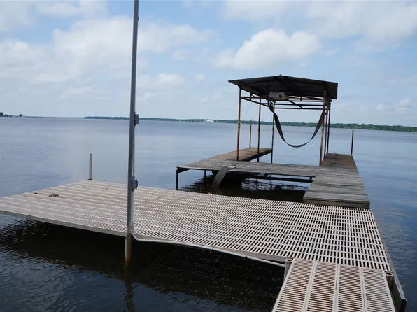 10036 Brinwood Dr, Wills Point, TX 75169