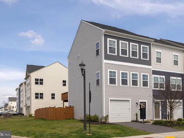 126 Centifour Dr, Stephenson, VA 22656
