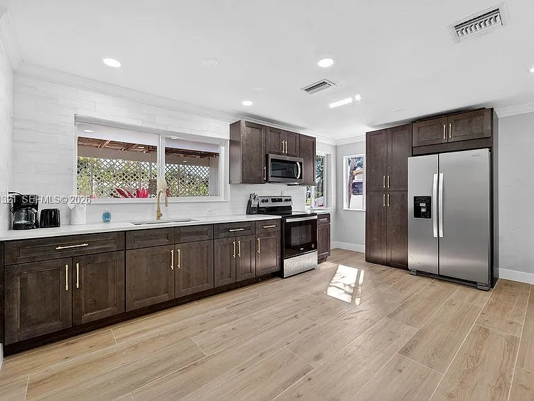 756 Cinnamon Rd — Photo 29