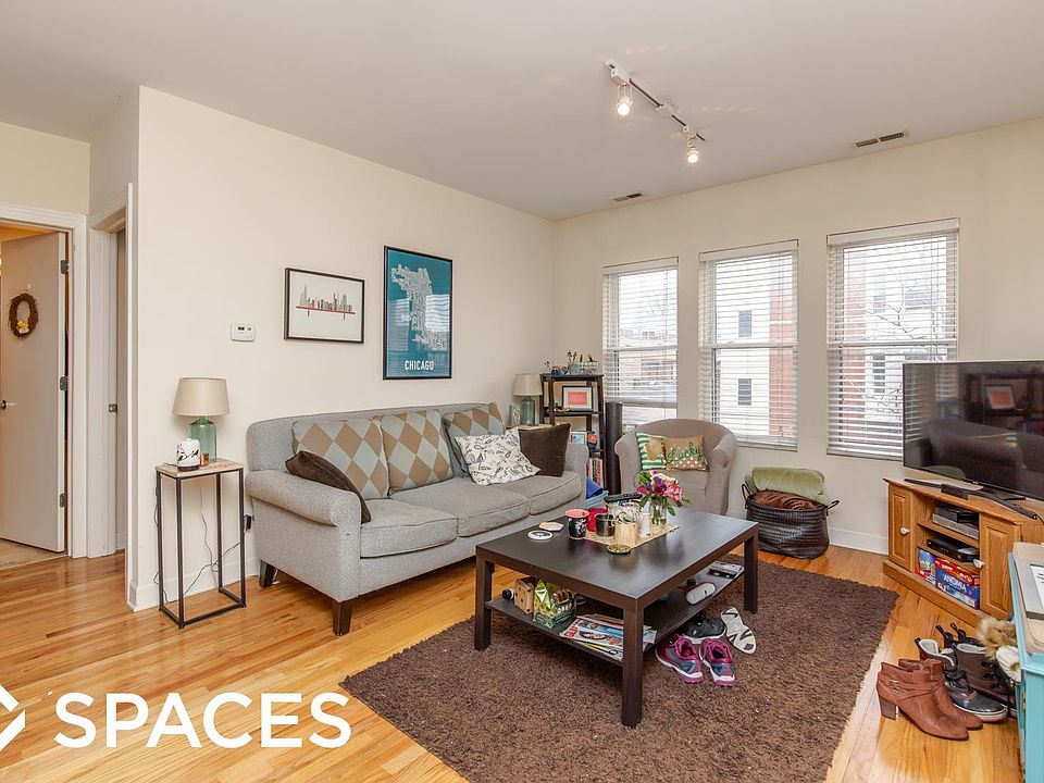 1st image of 1156 W Cornelia Ave #1
