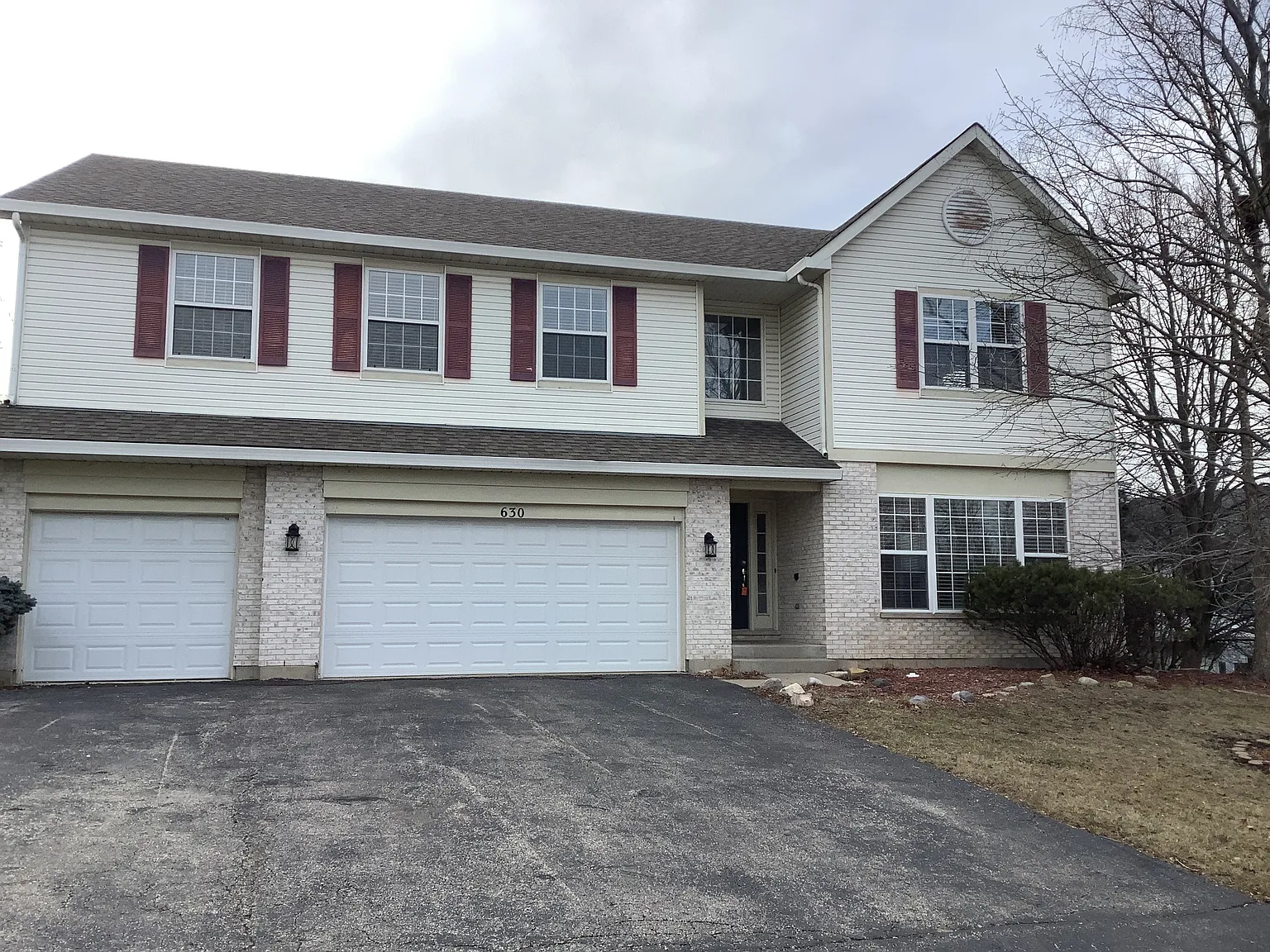 630 Regal Ln photo 1