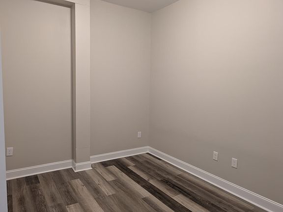 5th image of 301 W Evesham Ave #305-A