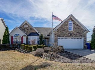 704 E Saddletree Dr, Woodruff, SC 29388