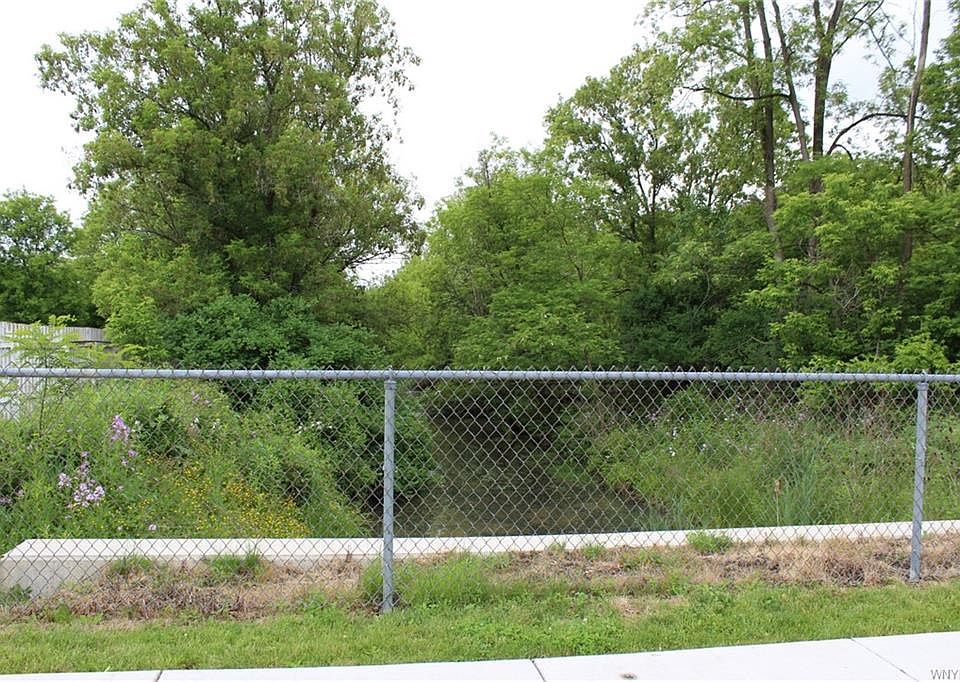 2nd image of 491 Prospect Ave