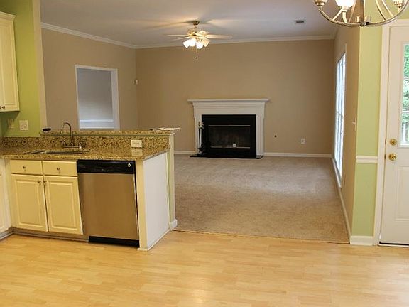 5th image of 560 Creek Landing Ln